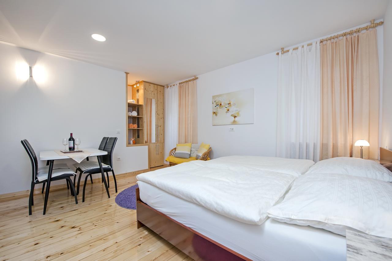 La Svalba Rooms & Studios Rovinj Buitenkant foto
