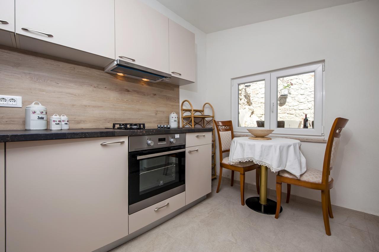 La Svalba Rooms & Studios Rovinj Buitenkant foto