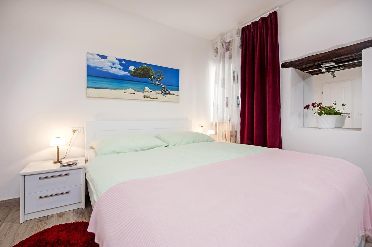 La Svalba Rooms & Studios Rovinj Buitenkant foto