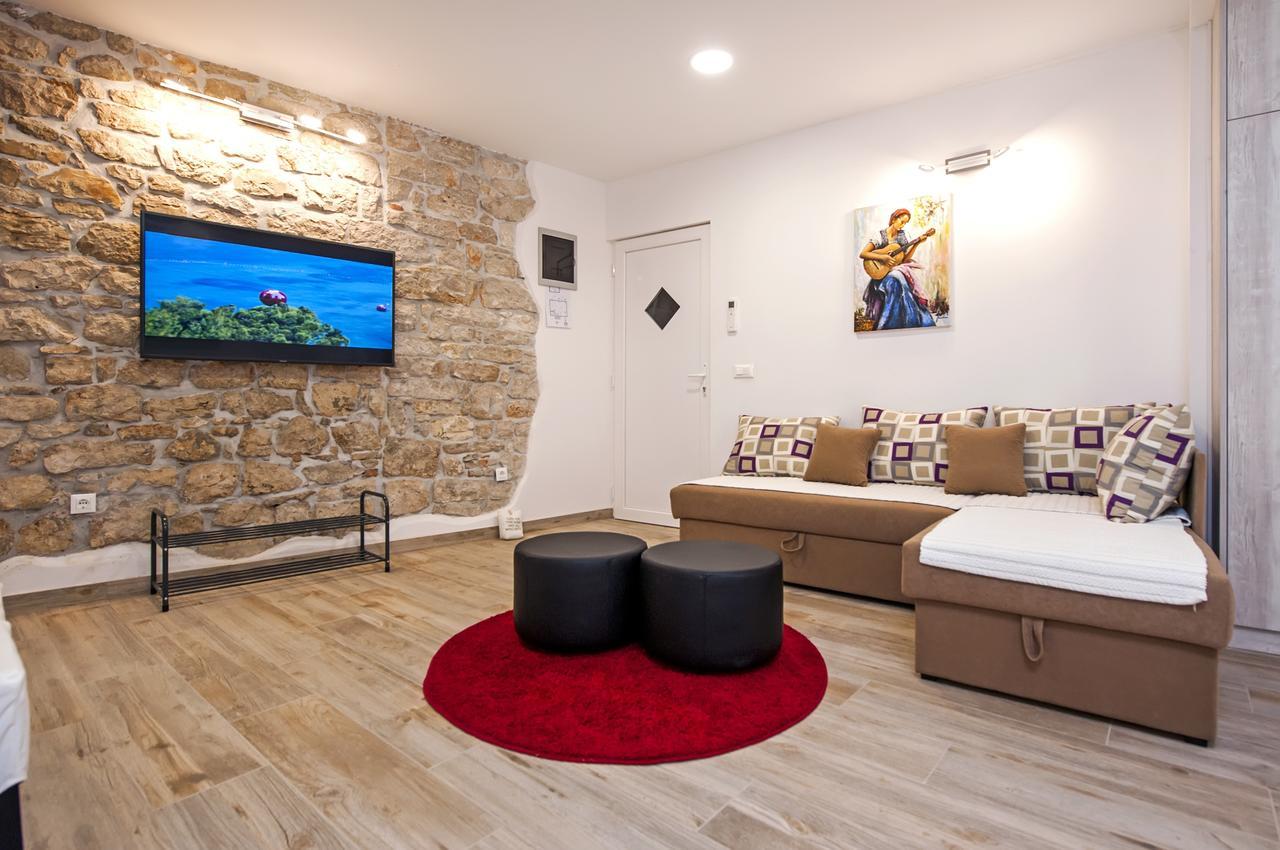 La Svalba Rooms & Studios Rovinj Buitenkant foto